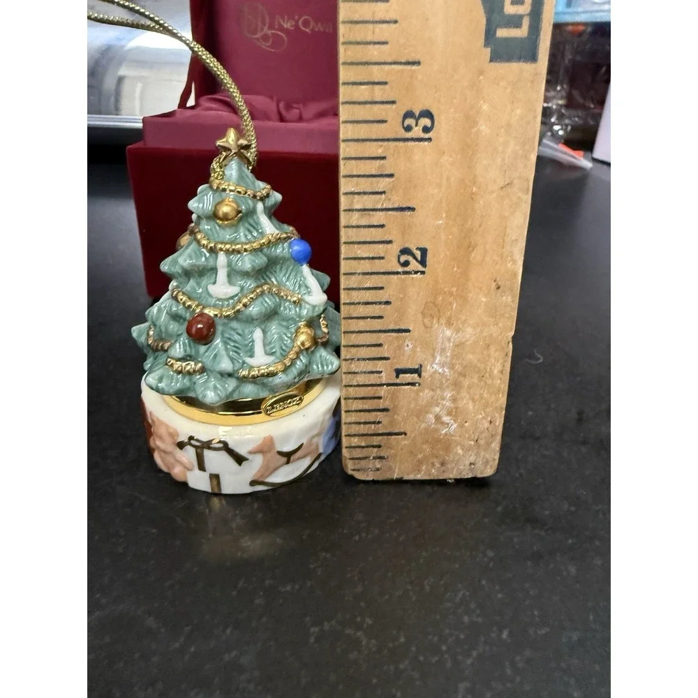 Vintage Lenox China Treasure Collection Trinket Christmas Tree Box Ornament